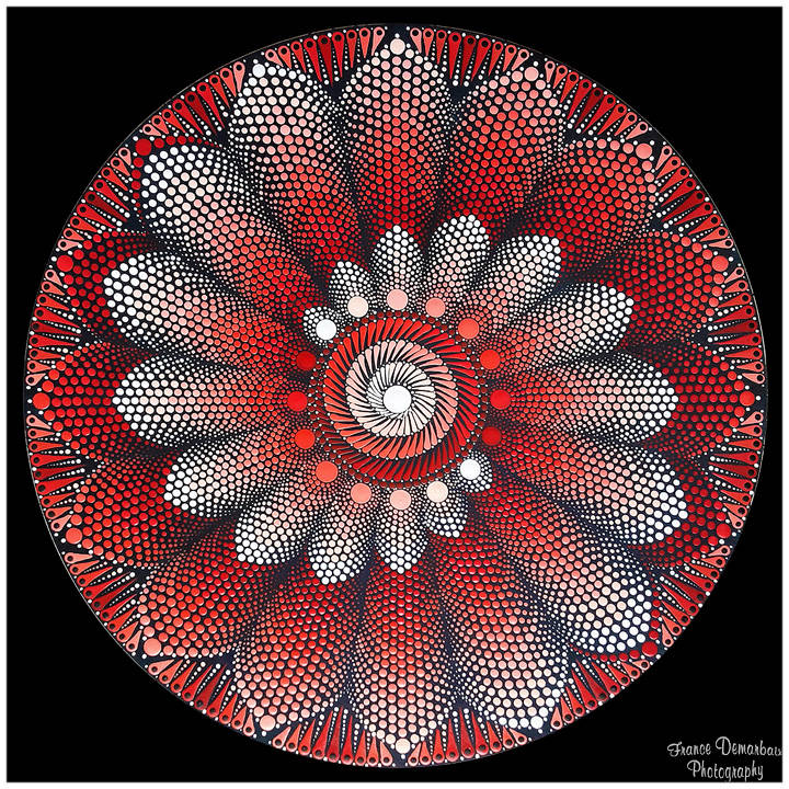 DOT MANDALA 102 - bois 40cm diam