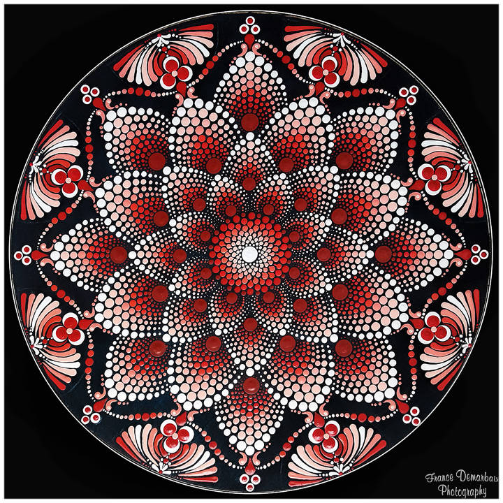 DOT MANDALA 103 - bois 40cm diam